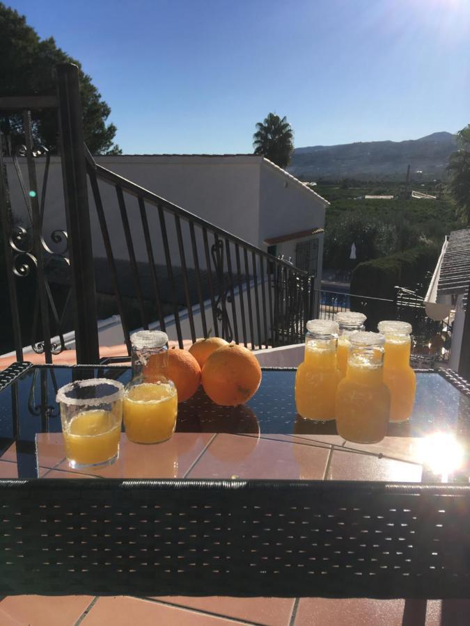 Bed & Breakfast Casa Alestelou Tormos
